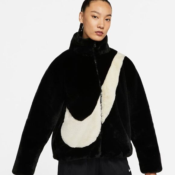 Nike Sportswear Plush Faux Fur Teddy Sherpa Jacket Black/White Small - Picture 1 of 7